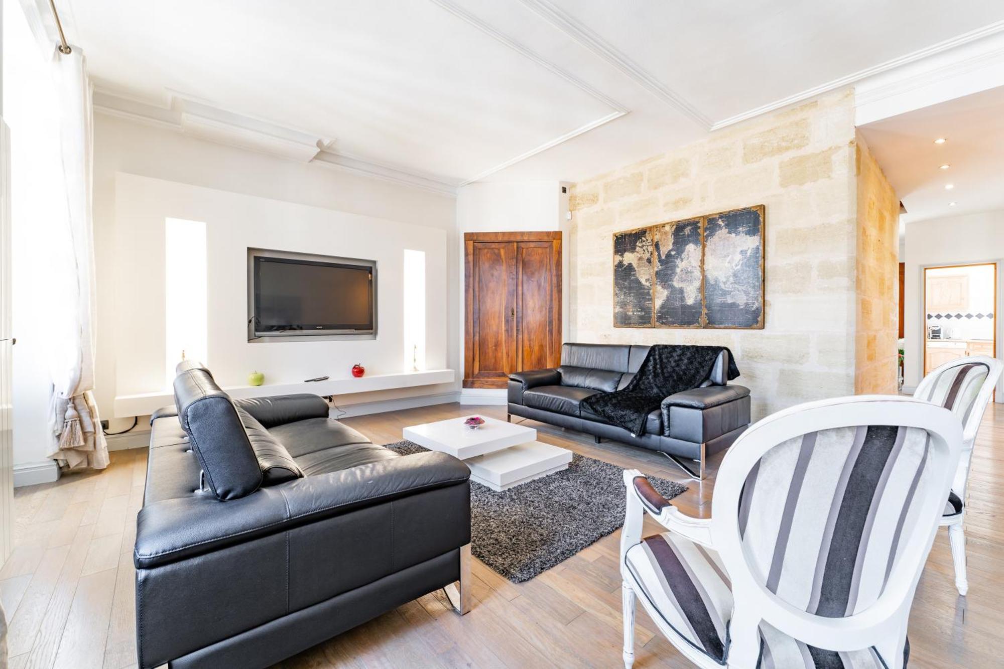 Appartement Magnifique - 160m2 - 3 - Centre De *